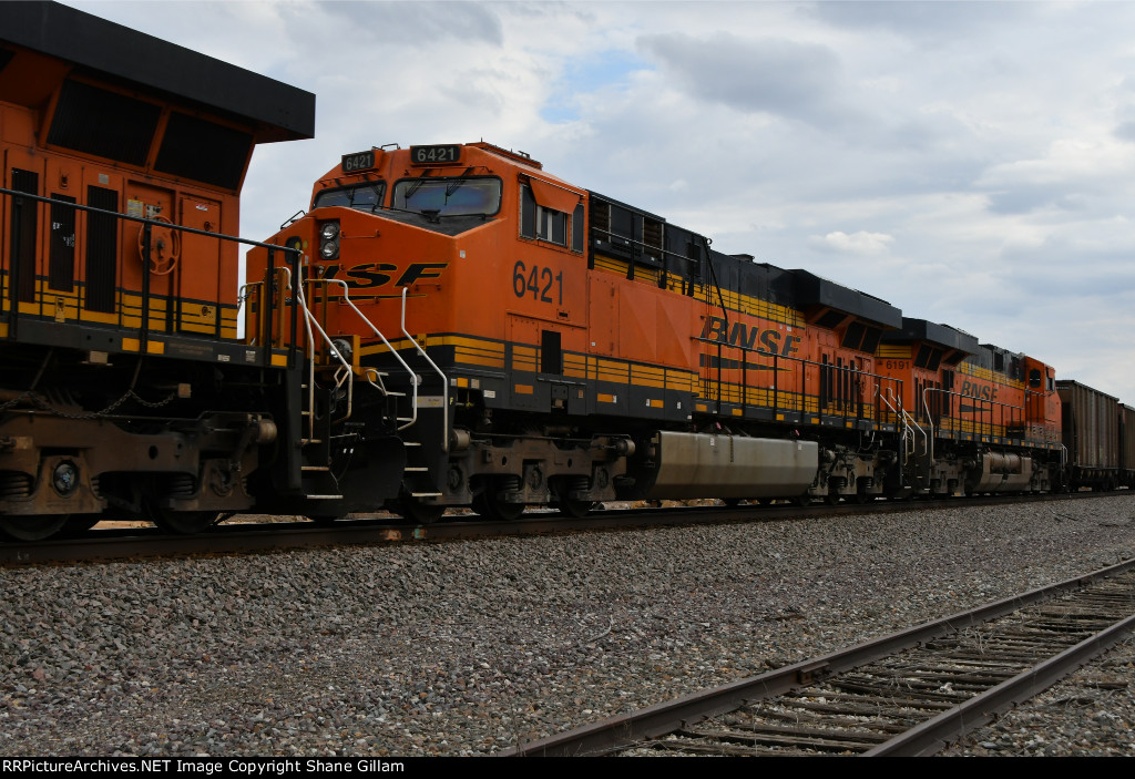 BNSF 6421 Roster shot.